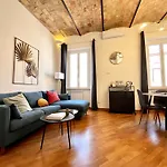 Apartmán La Polveriera, Eleganti E Luminosi Vicino Al Colosseo *