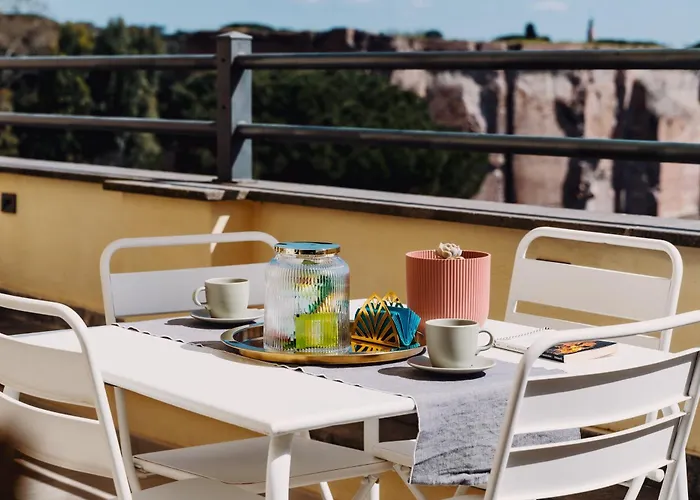 La Polveriera, Eleganti E Luminosi Vicino Al Colosseo Roma