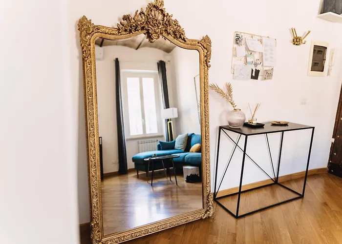 Appartamento La Polveriera, Eleganti E Luminosi Vicino Al Colosseo *