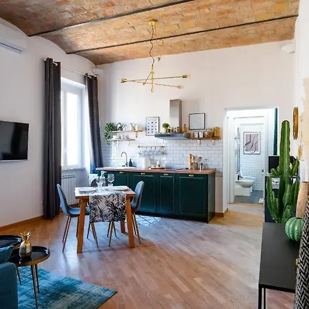 Apartament La Polveriera, Eleganti E Luminosi Vicino Al Colosseo Rzym