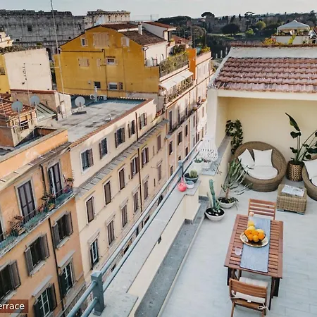 Apartament La Polveriera, Eleganti E Luminosi Vicino Al Colosseo Rzym